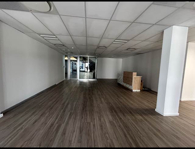 300M² WAREHOUSE TO LET IN VORNA VALLEY