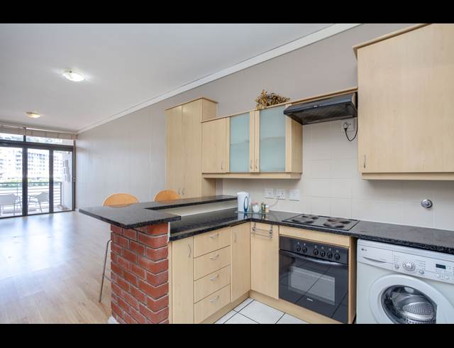 2 BEDROOM APARTMENT RENTED IN TYGER WATERFRONT