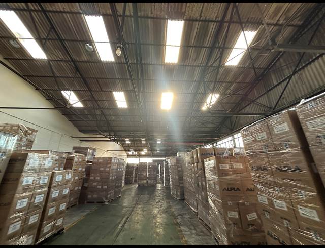 1,240M² WAREHOUSE TO LET IN PAROW INDUSTRIAL