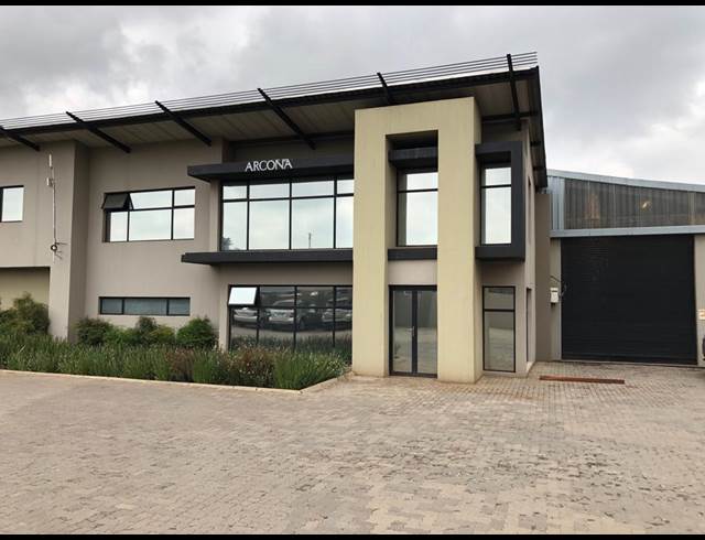 2,000M² WAREHOUSE TO LET IN PRIMROSE
