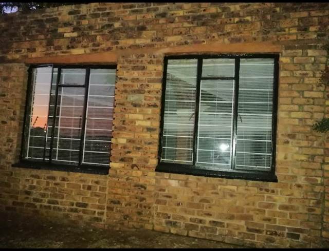 1 bed property to rent in RIDGEWAY