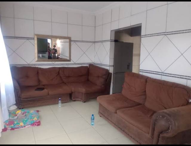 1 bed property to rent in ELDORADO PARK