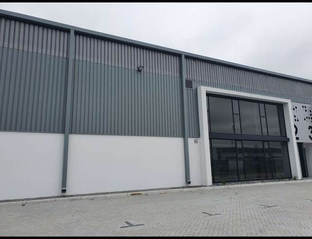 761M² FACTORY TO LET IN STIKLAND INDUSTRIAL