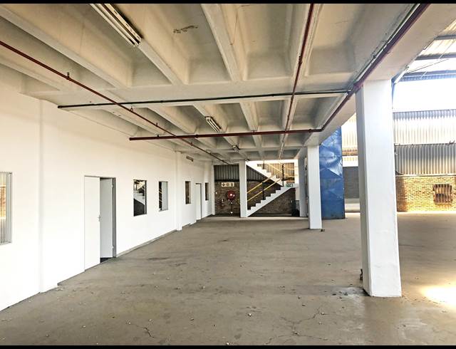 9,947M² WAREHOUSE TO LET IN MEADOWDALE