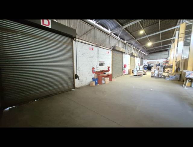 5,356M² WAREHOUSE TO LET IN ANDERBOLT