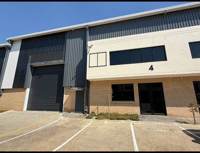564M² WAREHOUSE TO LET IN SAMRAND BUSINESS PARK