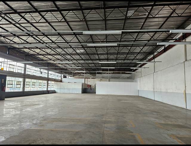7,011M² WAREHOUSE TO LET IN PRETORIA WEST