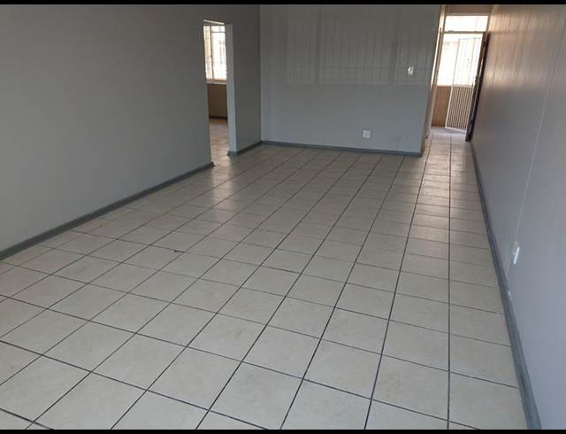 2 BEDROOM PROPERTY TO RENT IN BAILLIE PARK