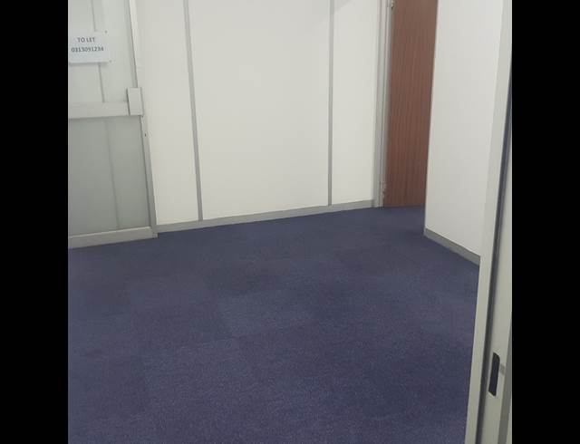 64M² OFFICE TO LET IN STAMFORD HILL