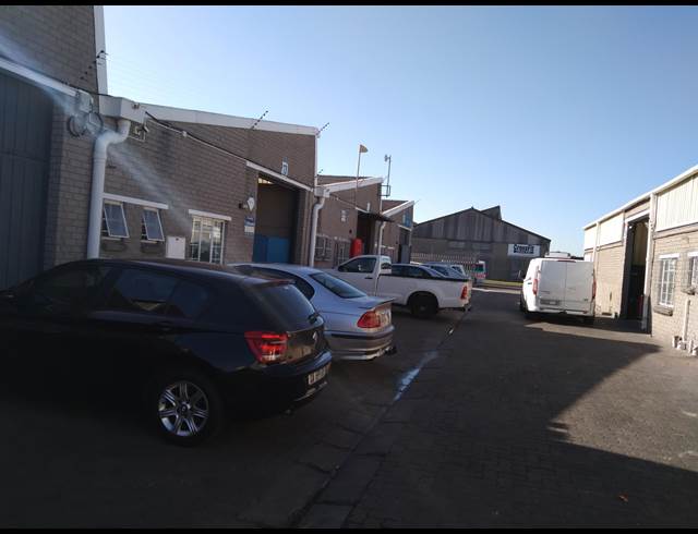 200M² FACTORY TO LET IN RETREAT INDUSTRIAL