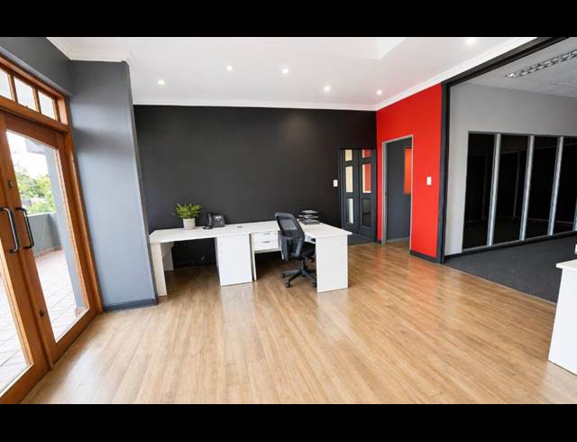 265M² OFFICE TO LET IN NELSPRUIT EXT 14