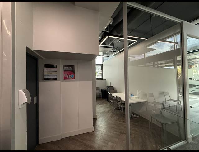 290M² OFFICE TO LET IN CLAREMONT