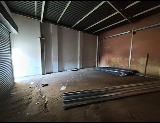 60M² WAREHOUSE TO LET IN DENVER