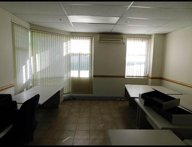 155M² OFFICE TO LET IN BORDEAUX