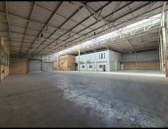 1,428M² WAREHOUSE TO LET IN LINBRO PARK