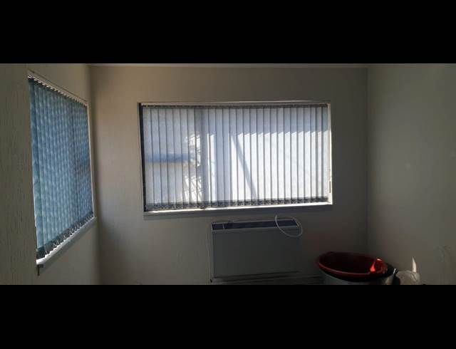 200M² OFFICE TO LET IN POMONA