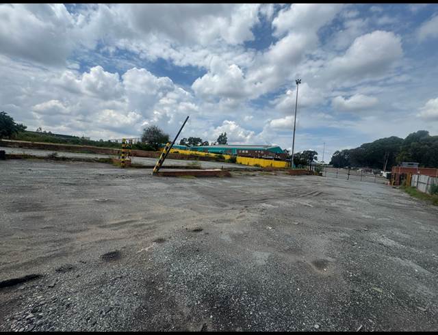 20,000M² VACANT LAND TO LET IN ALBERTON NORTH