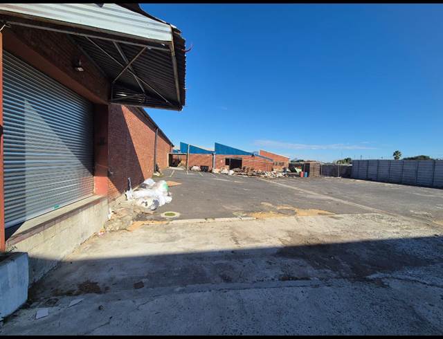 2,785M² WAREHOUSE TO LET IN PAROW INDUSTRIAL