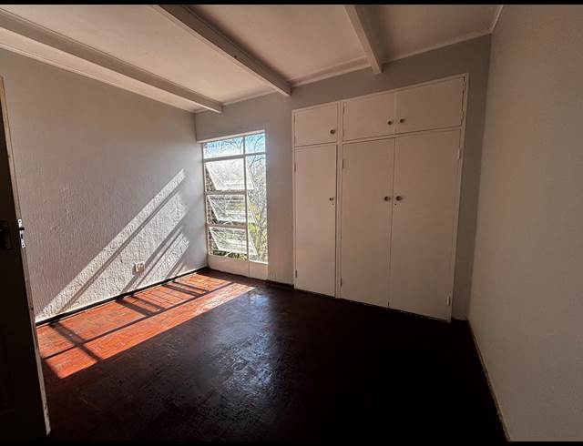2 BEDROOM APARTMENT TO LET IN WENDYWOOD