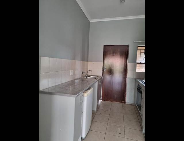2 BEDROOM PROPERTY TO RENT IN HAMBERG