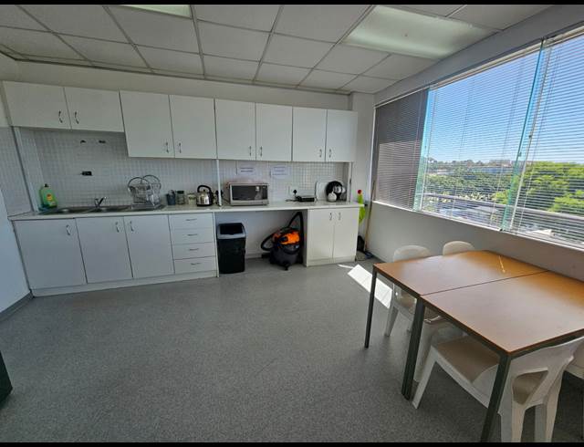 562M² OFFICE TO LET IN TYGER VALLEY