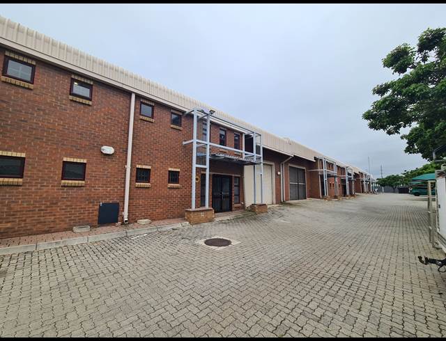 410M² WAREHOUSE TO LET IN ALLANDALE