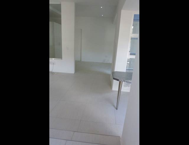 1 bed property to rent in WOODSTOCK