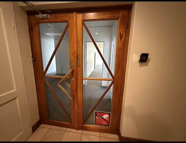 456M² OFFICE TO LET IN RIVIERA