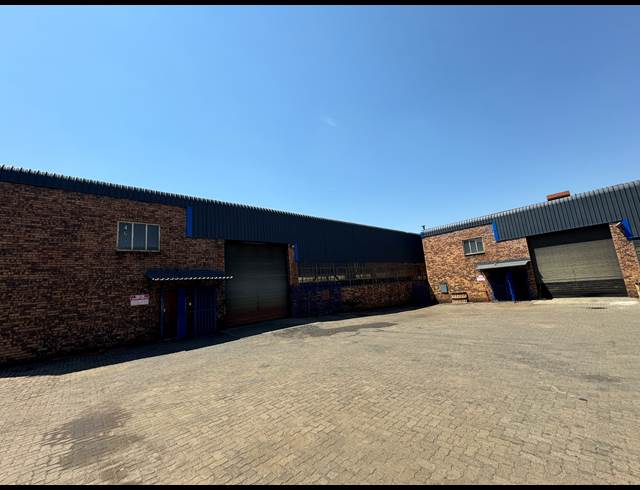 800M² WAREHOUSE TO LET IN WADEVILLE