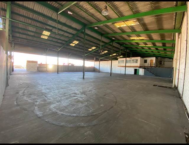 1,581M² WAREHOUSE TO LET IN EPPING INDUSTRIAL
