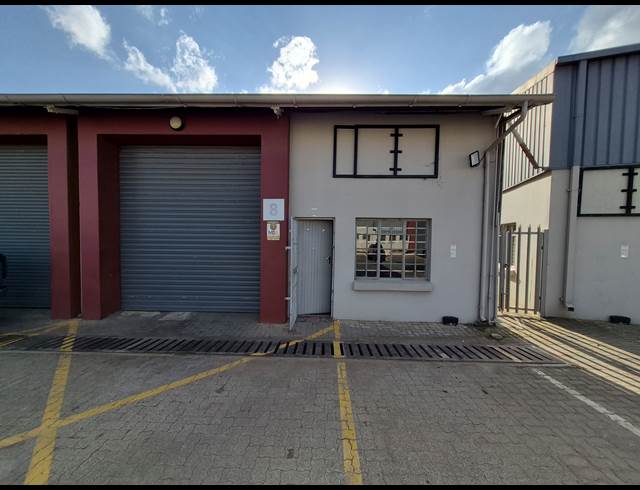 238M² WAREHOUSE TO LET IN CITY DEEP