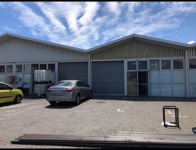 120M² WAREHOUSE RENTED IN SAXENBURG PARK 1