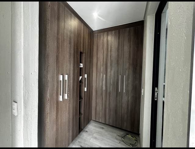 4 BEDROOM CLUSTER TO LET IN SANDOWN