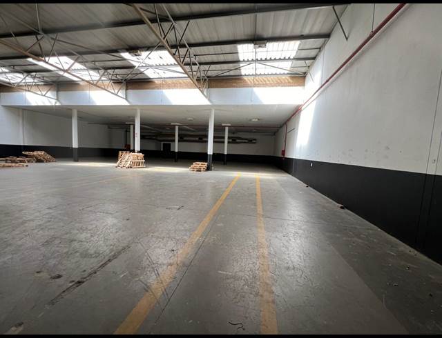 1,154M² WAREHOUSE TO LET IN STRIJDOMPARK