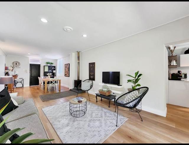 2 BEDROOM PROPERTY TO RENT IN RONDEBOSCH