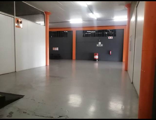 2,400M² WAREHOUSE TO LET IN CITY & SUBURBAN