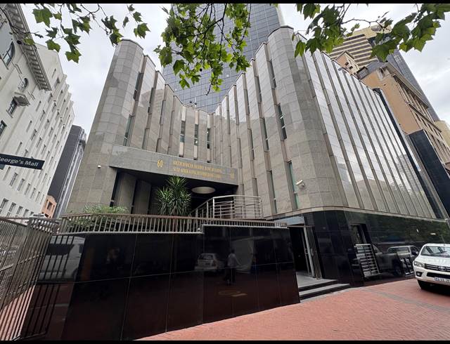 655M² OFFICE TO LET IN CAPE TOWN CITY CENTRE