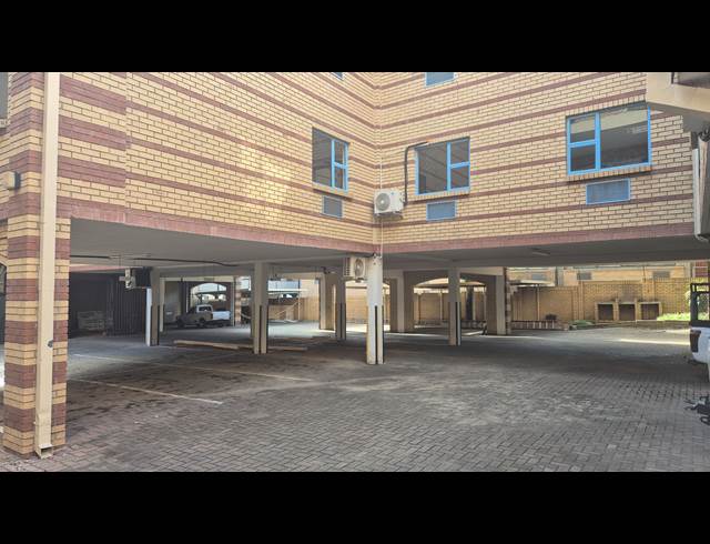 430M² OFFICE TO LET IN SONHEUWEL