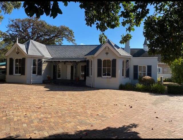 150M² OFFICE TO LET IN KENILWORTH