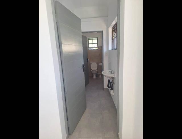 160M² OFFICE TO LET IN NELSPRUIT EXT 1