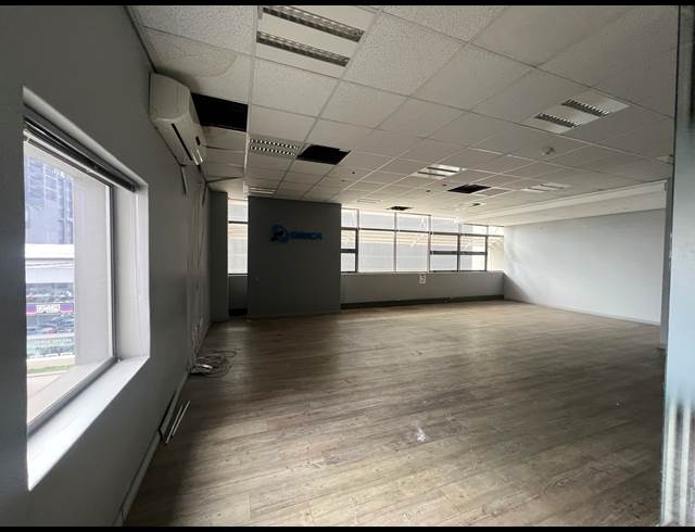 698M² OFFICE TO LET IN ROSEBANK