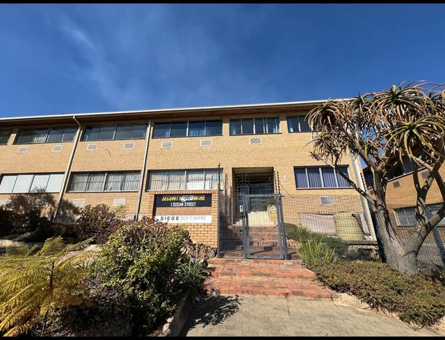 175M² OFFICE TO LET IN STRIJDOMPARK