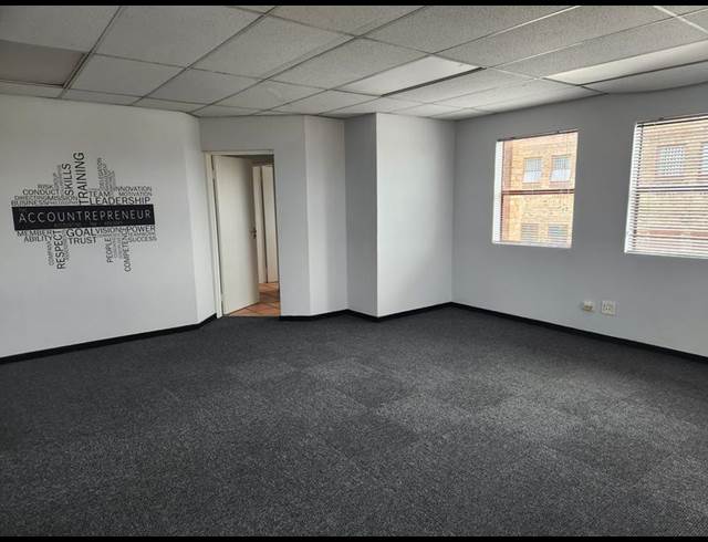 OFFICE PROPERTY TO RENT IN RANDPARK RIDGE