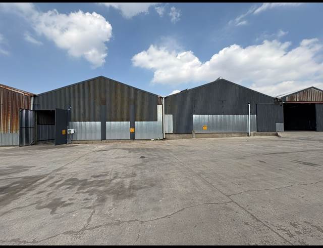 3,200M² WAREHOUSE TO LET IN GERMISTON SOUTH