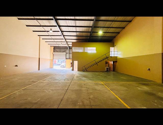 353M² WAREHOUSE TO LET IN STORMILL
