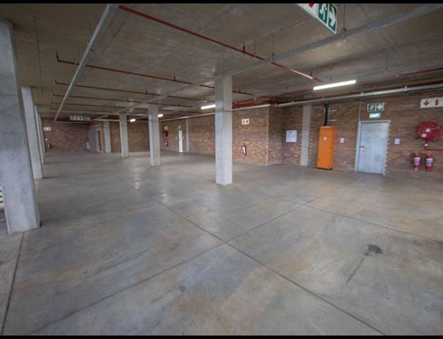 3,227M² WAREHOUSE TO LET IN POMONA AH