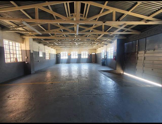 400M² WAREHOUSE TO LET IN BOOYSENS RESERVE