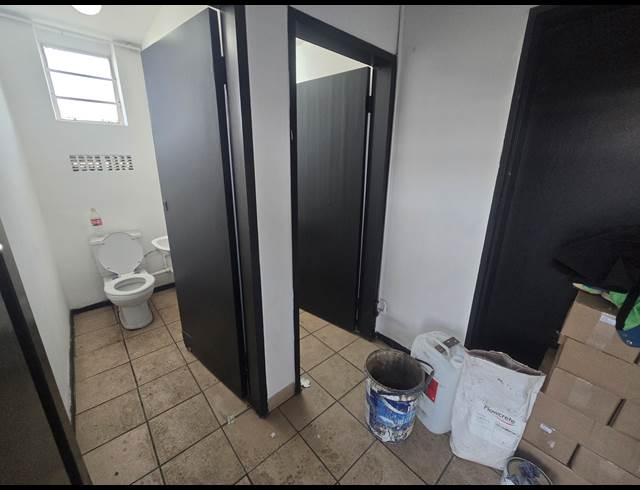 4,280M² WAREHOUSE TO LET IN BOKSBURG EAST