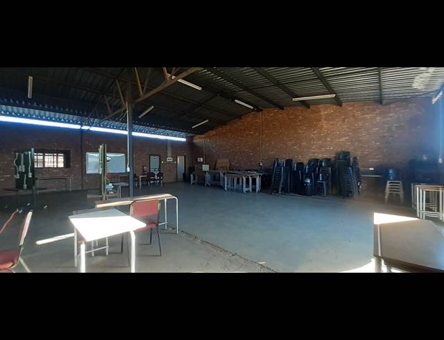 260M² WORKSHOP TO LET IN KLERKSOORD