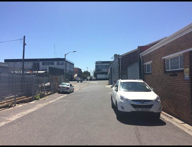 590M² WAREHOUSE TO LET IN MAITLAND